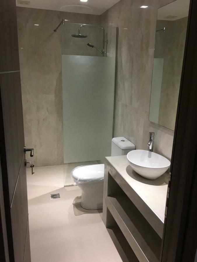 The Little Prince Luxury Suites อิปโซส ภายนอก รูปภาพ