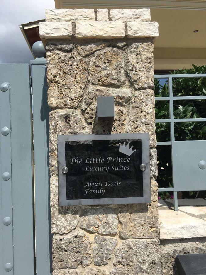 The Little Prince Luxury Suites อิปโซส ภายนอก รูปภาพ
